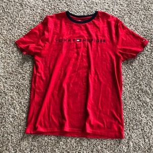 Tommy Hilfiger t shirt